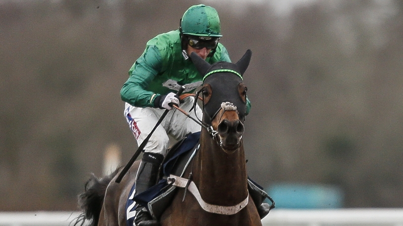 L'Ami Serge edged out Supasundae