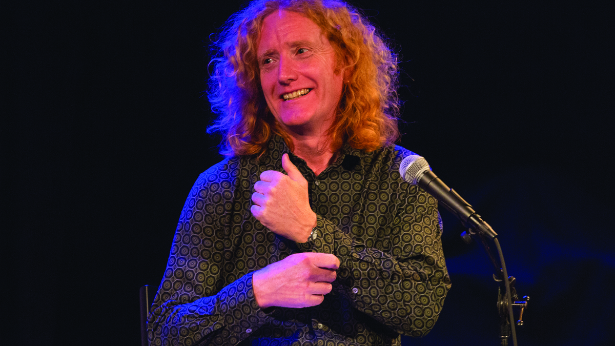 Ródaideandrain, a poem by Louis de Paor 