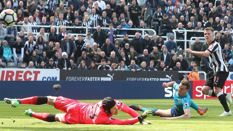 Matt Ritchie steers home the winner