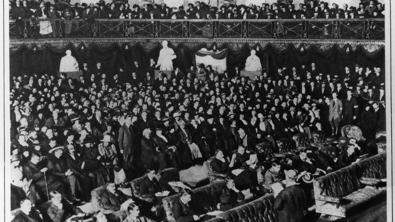 The inaugural meeting of the first Dáil took place in the Round Room at Dublin's Mansion House in January 1919