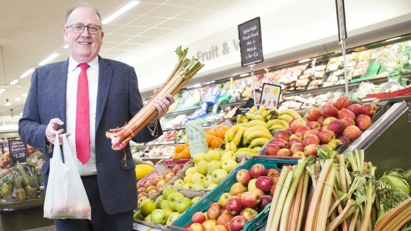 Managing Director of SuperValu, Martin Kelleher, holding a compostable bag