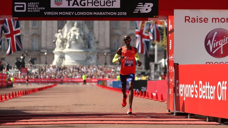 Farah had problems with drink bottles in the early stages of the race.
