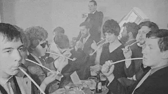 Pipe Smoking Contest