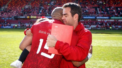 Johann Van Graan embraces departing Simon Zebo after Munster's win over Edinburgh