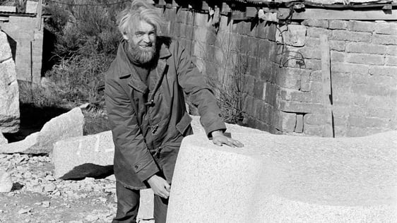 Sculptor Michael Biggs