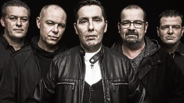 Watch: Aslan celebrate Feel No Shame at 30