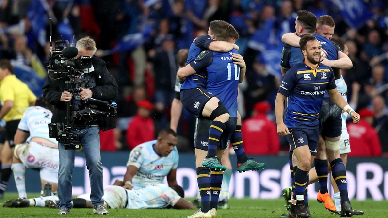 Luke McGrath, Jonathan Sexton, James Ryan, Rory O'Loughlin and Jamison Gibson-Park celebrate at the final whistle