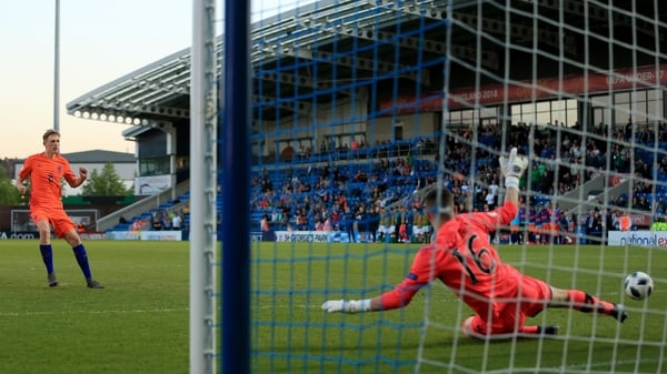 Jimmy Corcoran comes off his line as Wouter Burger scores his penalty during the shoot out