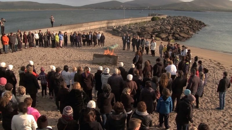 The torchlit procession took place in Baile na nGall last night