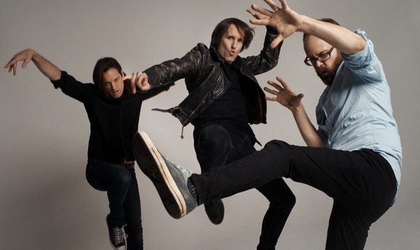 Ash jump for joy: Mark Hamilton, Tim Wheeler and Rick McMurray