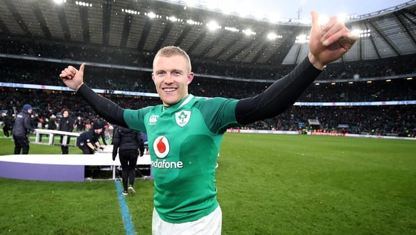 Earls succeeds provincial team-mate Conor Murray as the Zurich Players' Player of the Year.