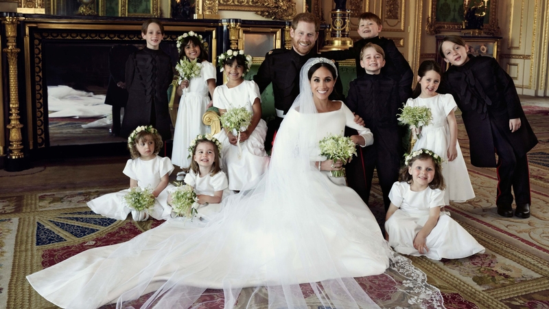 Prince Harry and Meghan Markle release official wedding photos