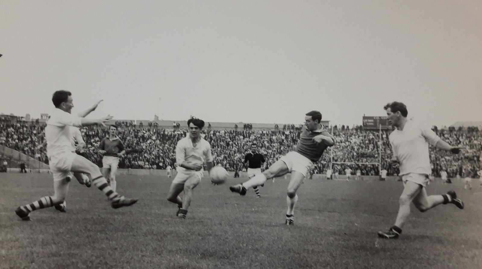 Longford on the attack