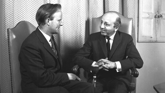 Reporter John O'Donoghue interviews photographer Yousuf Karsh (1963)