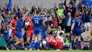 Devin Toner scoring Leinster's opening try on the half-hour mark