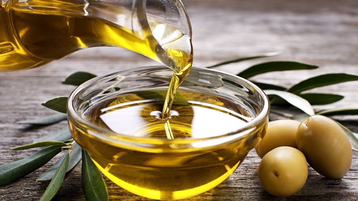 5,000 litres of adulterated olive oil seized in Spain and Italy