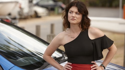 Justin and Ebony try to settle things out of court on Home and Away