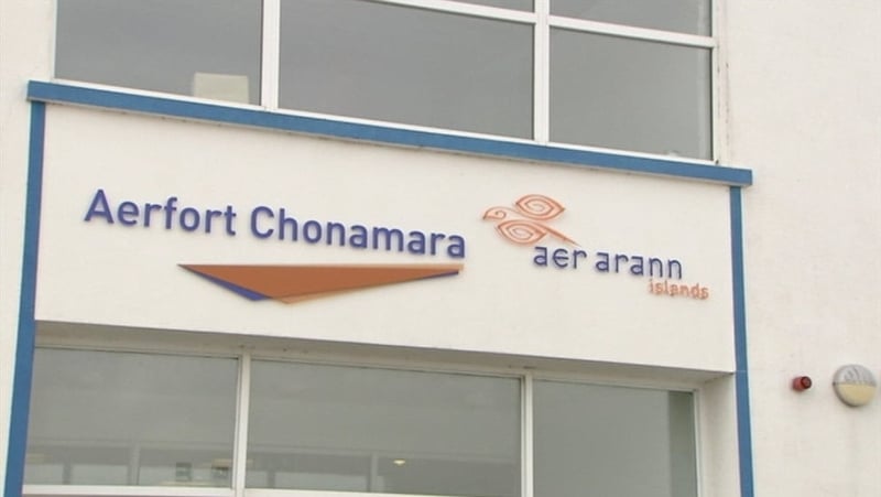 Aer Arann is paid a total of €1.85 million per annum to operate daily flights to Inis Mór, Inis Meann and Inis Oírr