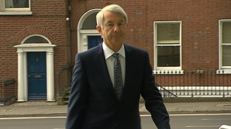 Independent TD Michael Lowry arriving at the Dublin Circuit Criminal Court this morning