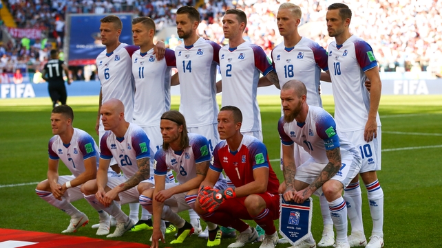 The Icelandic players line up for their team photo