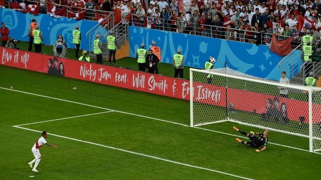 Christian Cueva blasts his penalty kick over the bar in Saransk