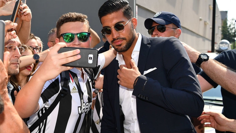 Juventus fans welcome Emre Can