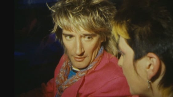 Rod Stewart is interviewed by Carolyn Fisher, Dublin (1983)