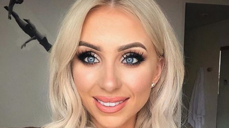 Rosie Connolly said Rimmel had approved the images (Pic: Instagram rosieconxxx)