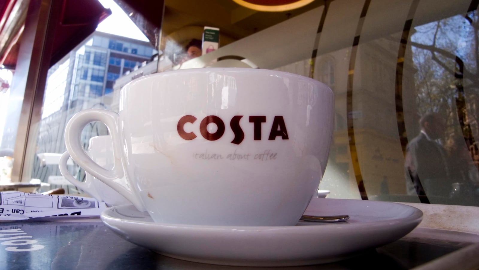 Coca-Cola holds last-ditch talks to save Costa sale - FT