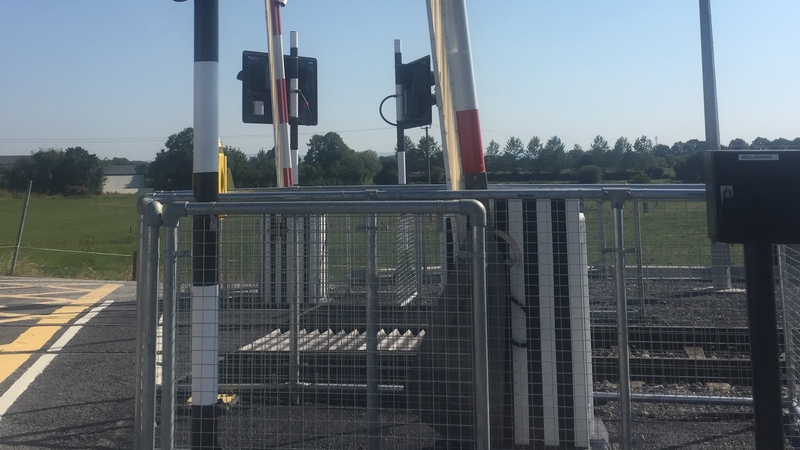 Iarnród Éireann has said there are delays to Galway and Wesport services