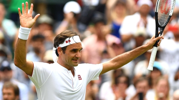 Roger Federer is in to the last eight