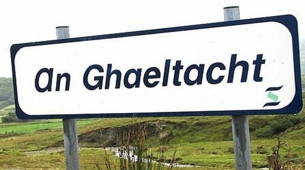 Brónagh Fusco, ó Chonradh na Gaeilge.