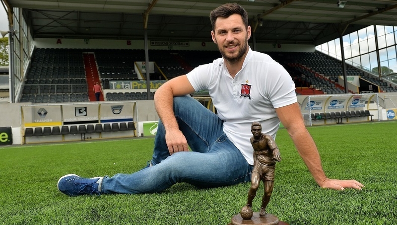 Patrick Hoban with the award in Oriel Park today
