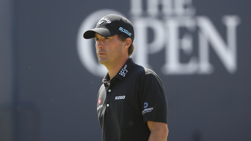 Kisner carded a five-under-par 66 to secure a one-shot lead over compatriot Tony Finau.