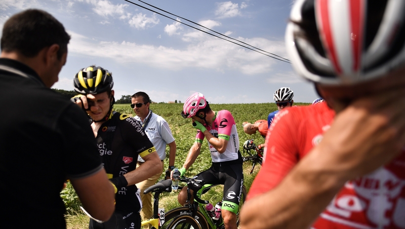 Tour de France riders affected by spray when police broke up a farmers' protest