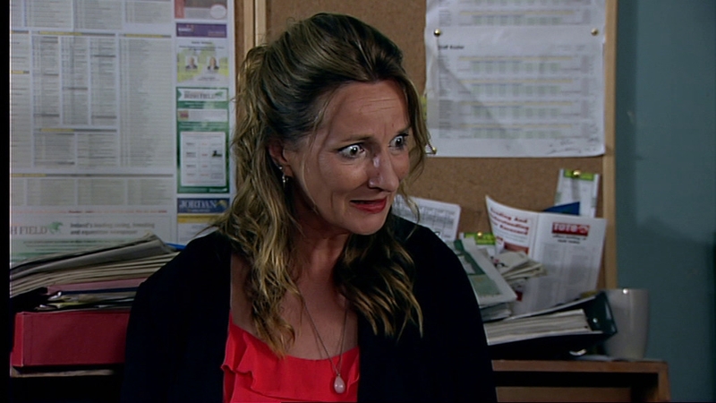 Carol unimpressed by Ray on Fair City