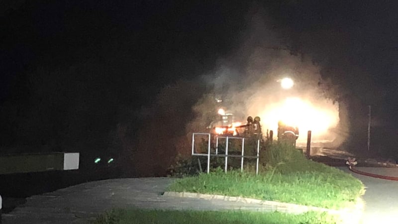 The blaze could be seen for a number of kilometres including from the nearby M1