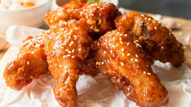 Sriracha & Honey Chicken Wings