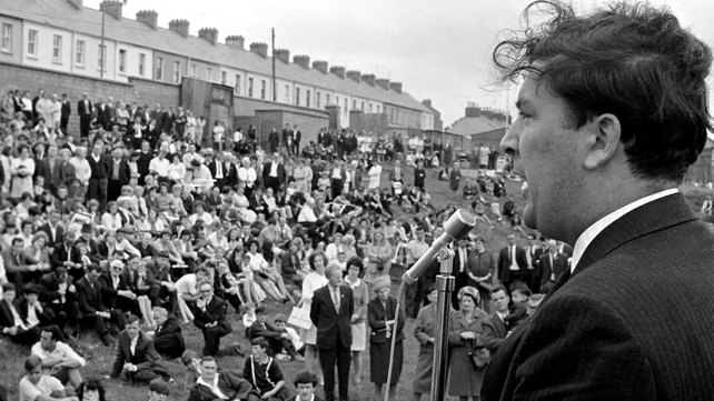 Addressing a peace meeting in Derry following violence at the Apprentice Boy Parade in 1969