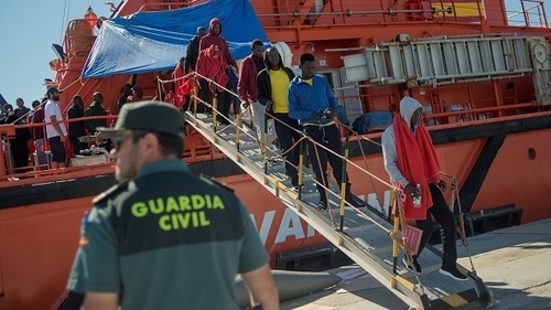 Spain's new government has made €40m available to regions willing to take the minors