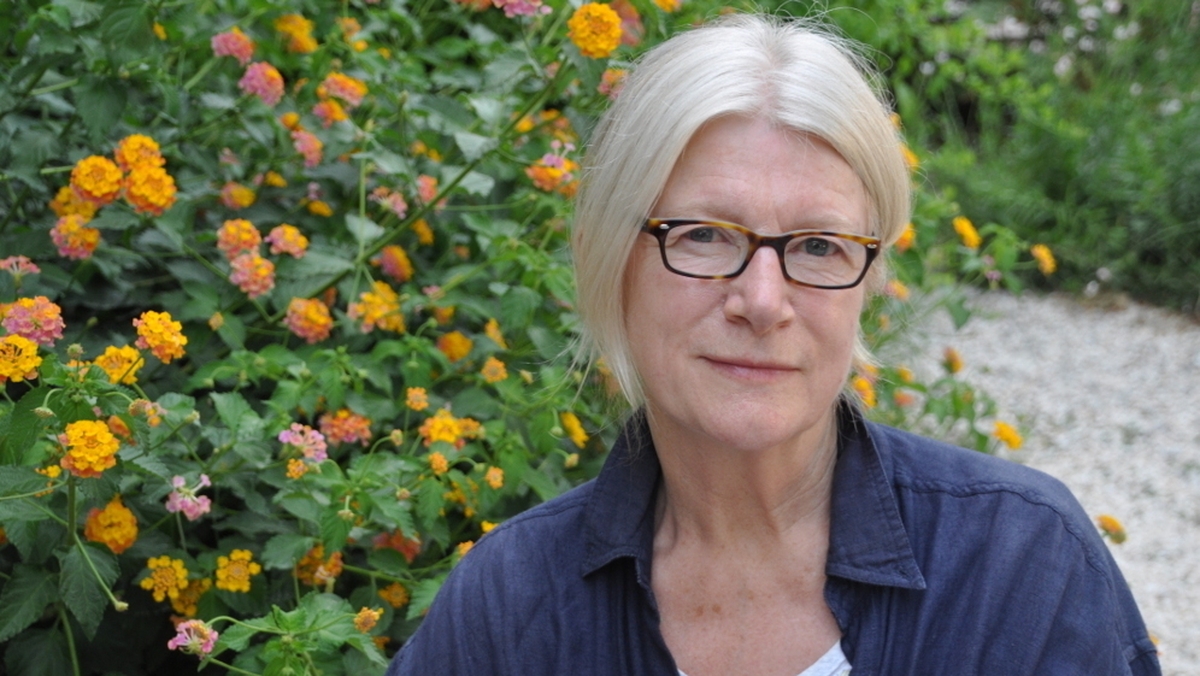 Poetry File with Geraldine Mitchell