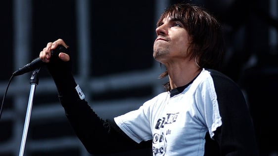 Anthony Kiedis, Red Hot Chili Peppers at Slane Castle (2003)