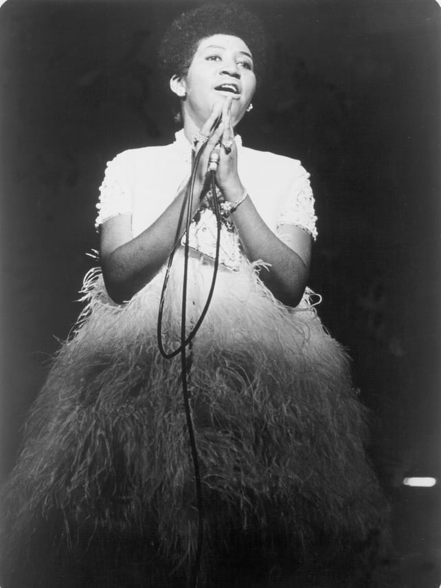Soul singer Aretha Franklin performs onstage in circa 1967. (Photo by Michael Ochs Archives/Getty Images)
