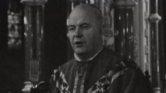 Cardinal Conway addressing the congregation of St Patrick's Cathedral, Armagh