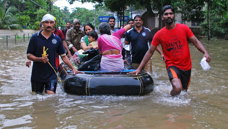 The report says ten million people on small islands, low lying coastal areas, and river deltas would be protected by shaving 10cm off the rise in sea levels