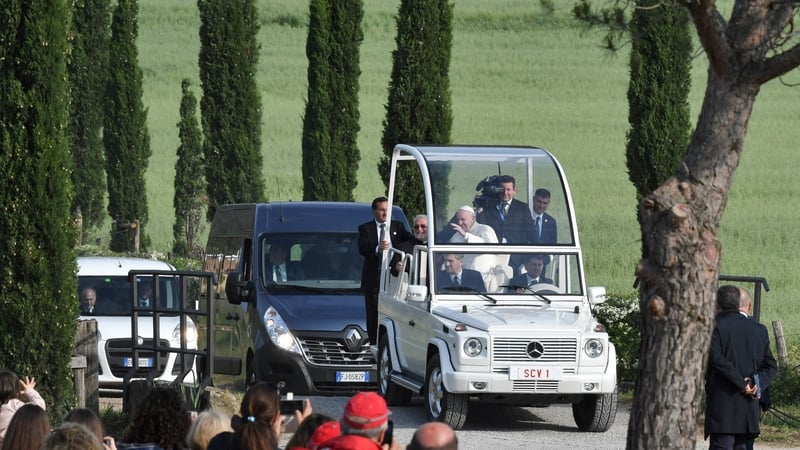 There will be rolling traffic restrictions in Dublin city centre for the pope's visit