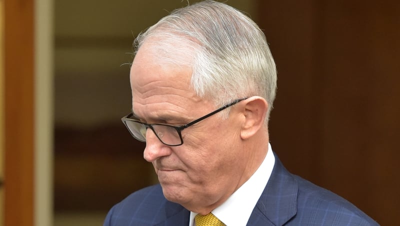 Malcolm Turnbull has said if enough party members sign a petition calling for a leadership ballot, he will not contest the vote