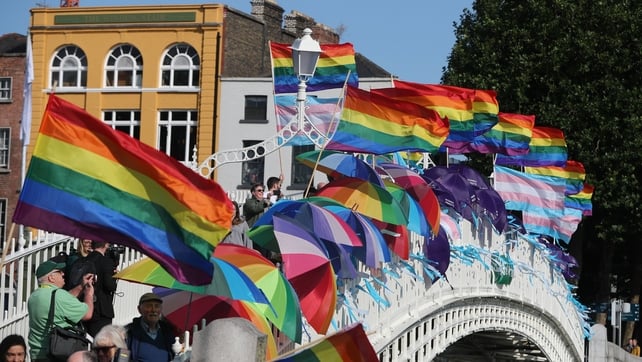 Before the Pope's arrival, LGBT activists held a protest on the Ha'apenny Bridge in Dublin city