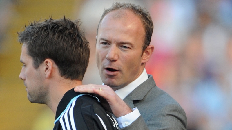 Shearer briefly managed Owen in the autumn of his career