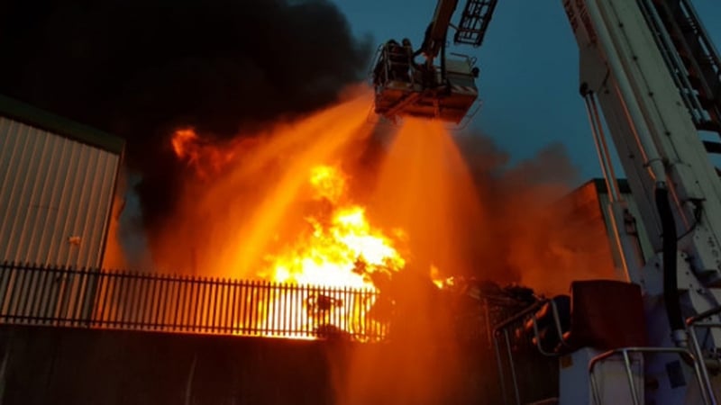 Large fire breaks out at factory in Limerick's Eastway Business Park tonight
Picture courtesy of @LimerickFire